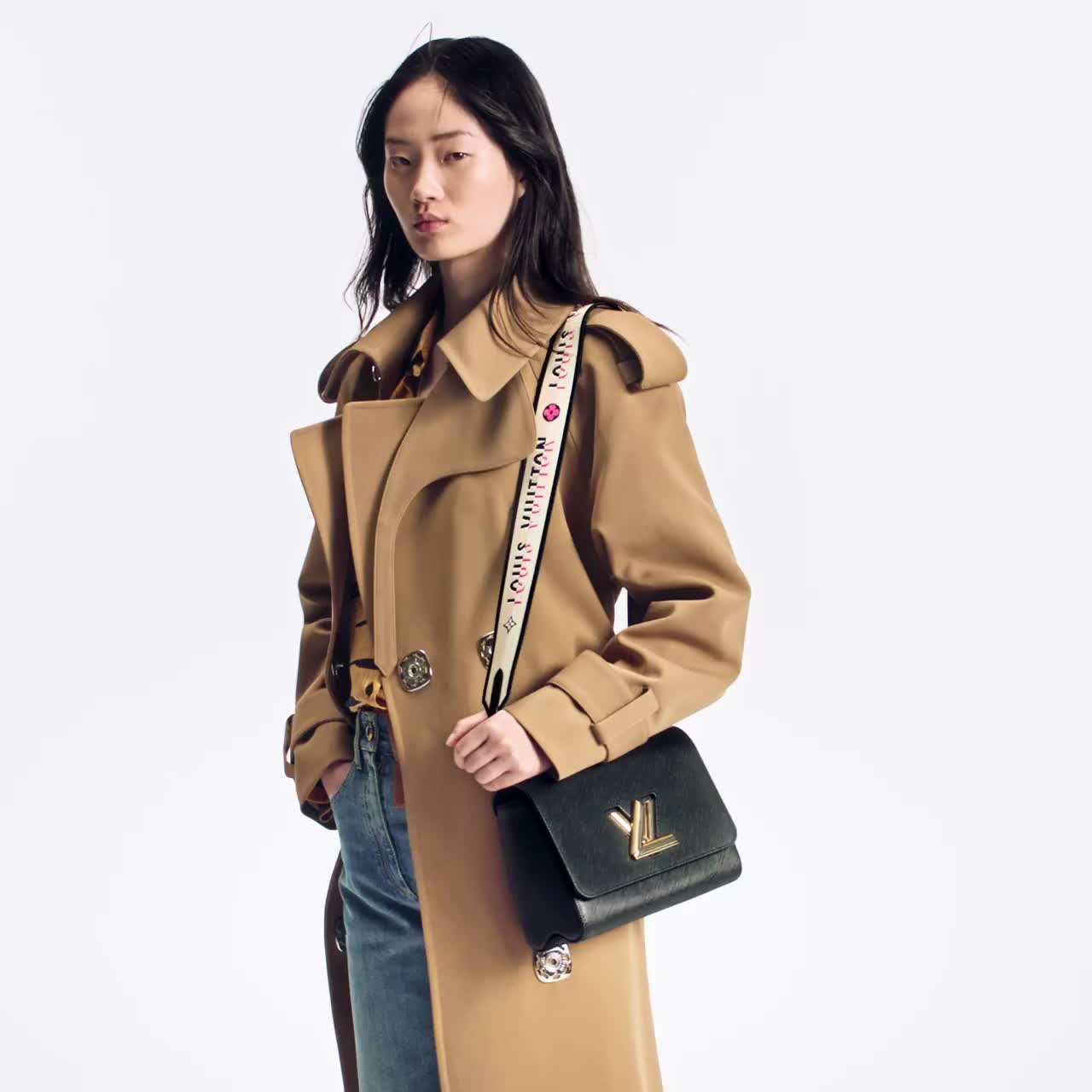 【2025】【関税負担なし 公式旗艦店】ルイ 斜めがけバッグ Fashion bag L015 23 x 17 x 9.5cm