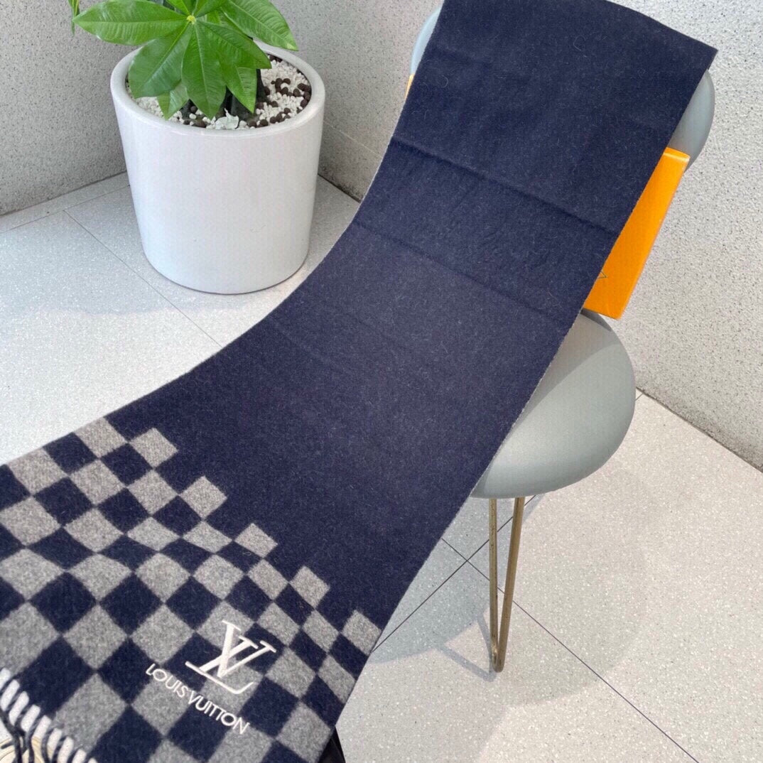 【 関税負担なし 本物保証】 スカーフ 32*180cm 241107