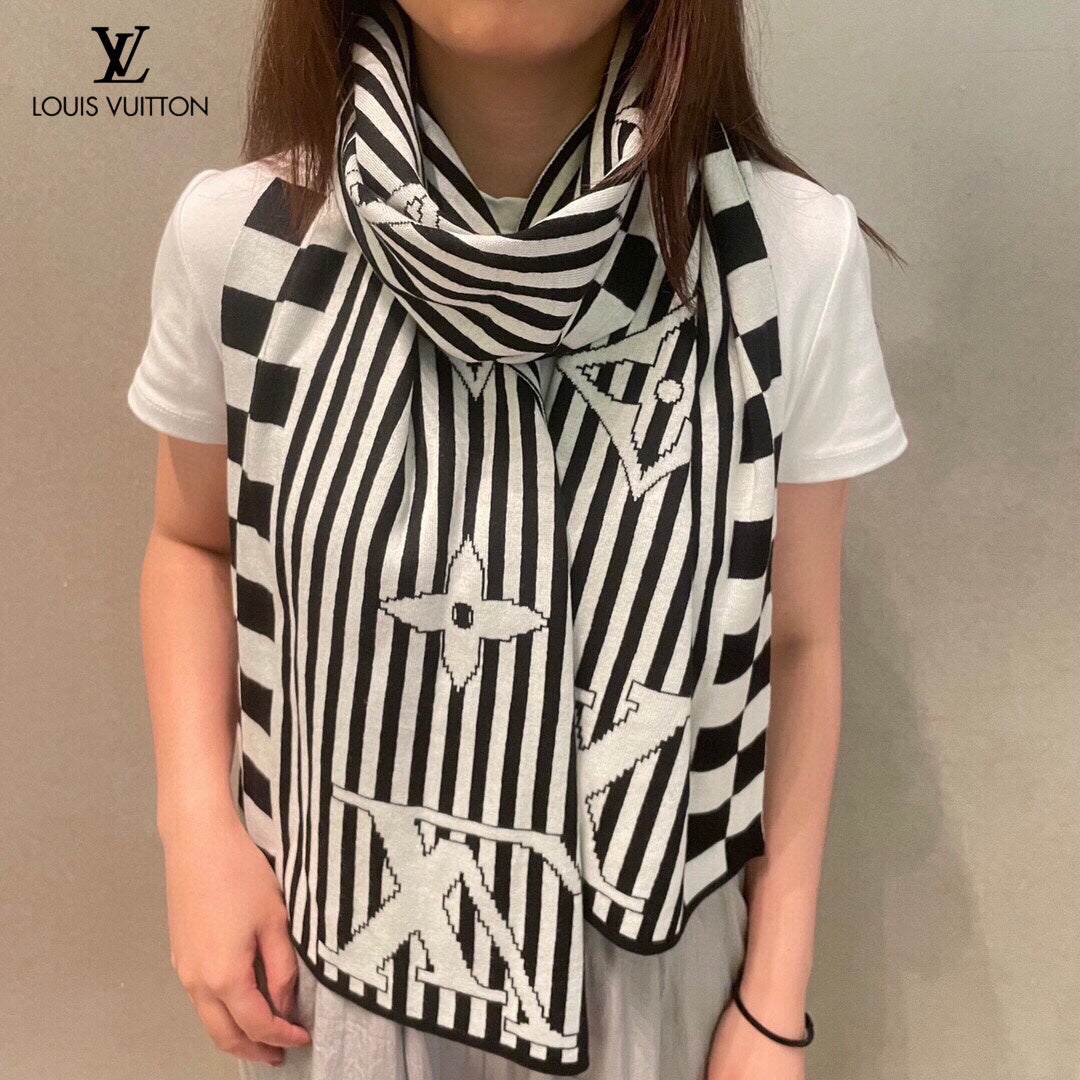 【 関税負担なし 本物保証】 スカーフ 30*180cm 241107